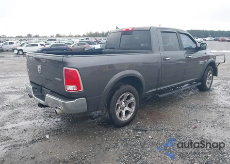 2017 Ram 1500 Laramie 4X2 6'4 Box z USA, uszkodzony, nr VIN 1C6RR6VT2HS693373